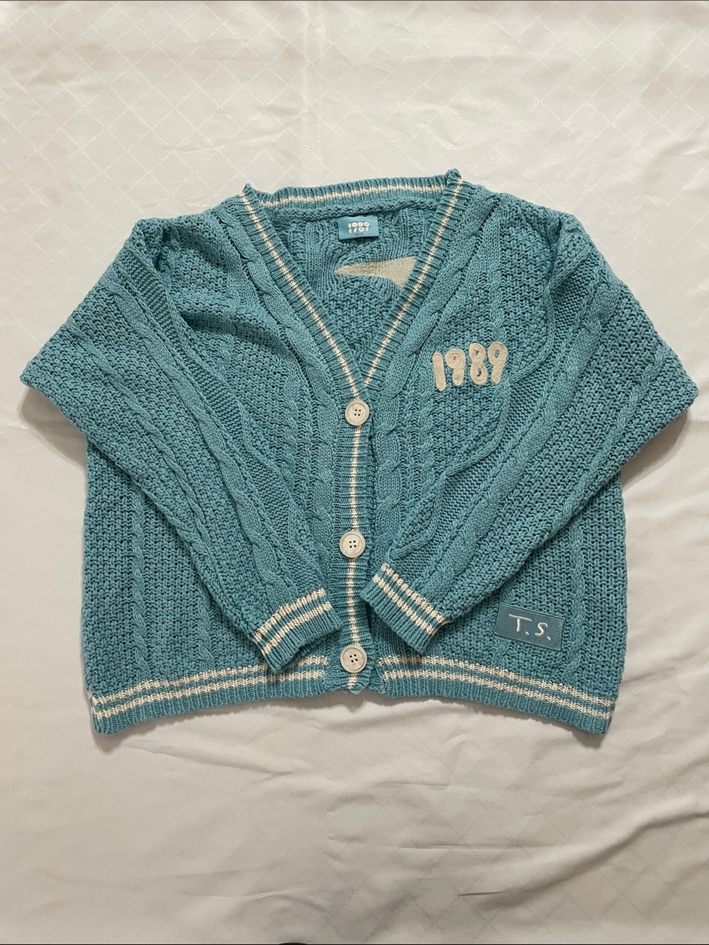 1989 (Taylor's Version) Cardigan (M/L)